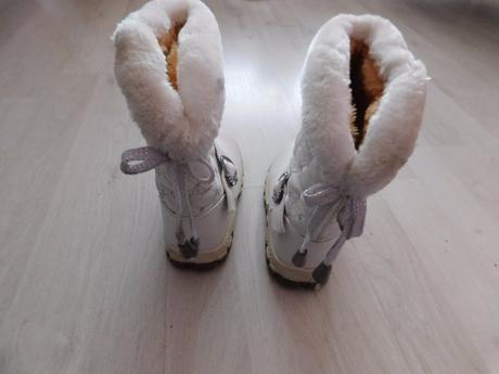 Biele zimné čižmy č.29, 29