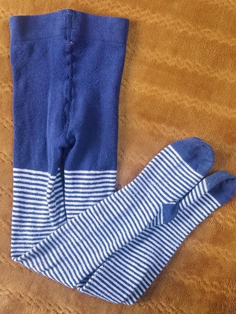 Tmavomodre pancuhy, 104