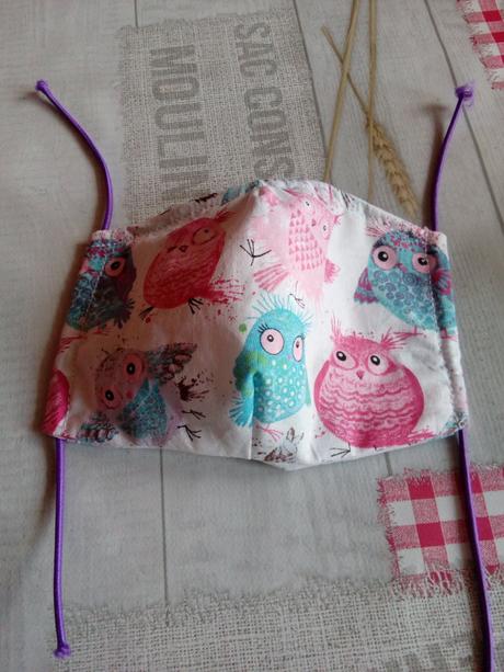 Detské anatomicke rúško trojvrstvove,