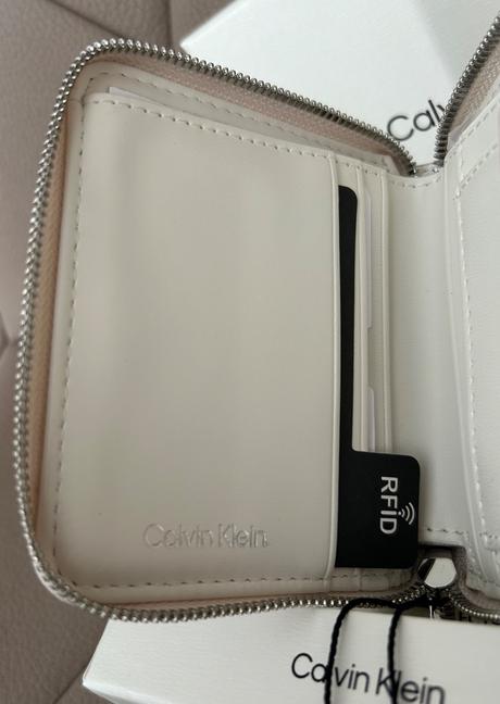 Peňaženka calvin klein, calvin klein