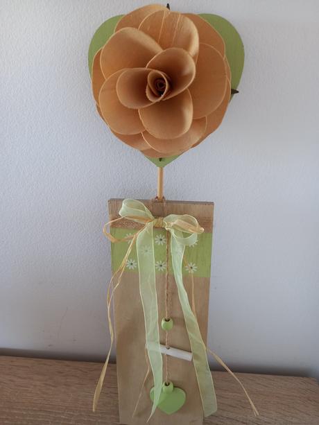 Drevená dekorácia, 