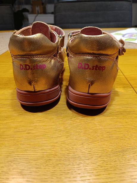 Sandálky, d.d.step,30