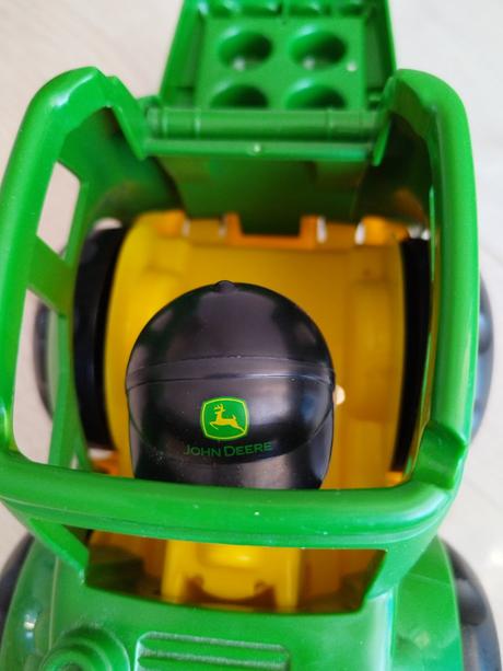 Traktor mega bloks john deer, 