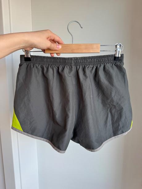 Nike kraťasy, nike,s