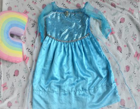 Karnevalové šaty elsa, 