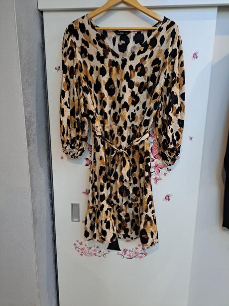 Šaty tigrové, f&f,48