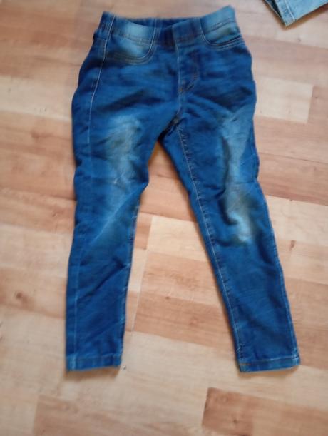 Mix oblečenia, 104–116