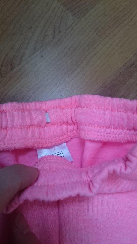 Nenosene tepláčky, f&f,92