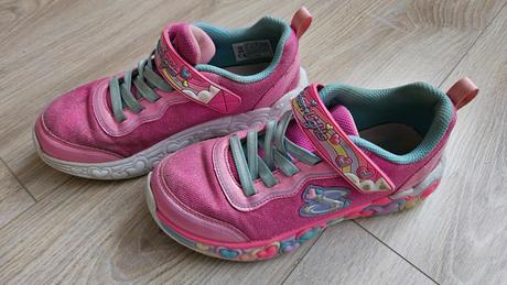Pekné botasky, skechers,35