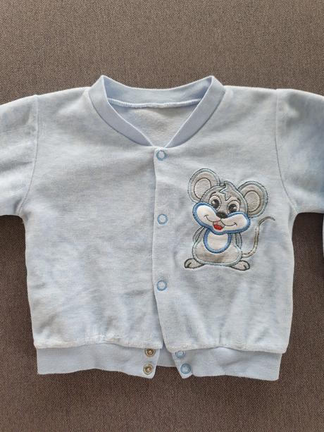 Mikinka s myškou, 68