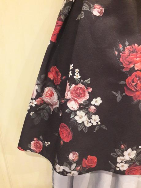 Spoločenské šaty, s