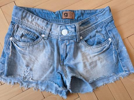 Šortky, gina,158