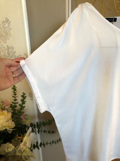 Atmosphere biely top, atmosphere,48