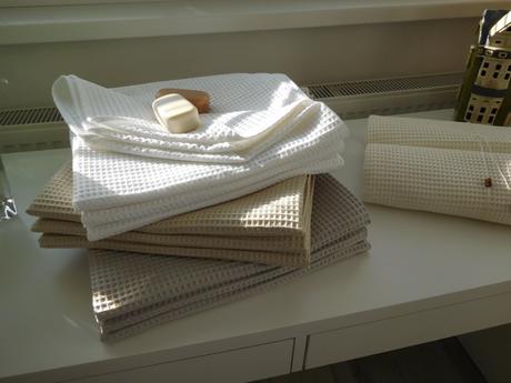 Vaflová bavlna - uteráky-140 x 70 cm, nové, 