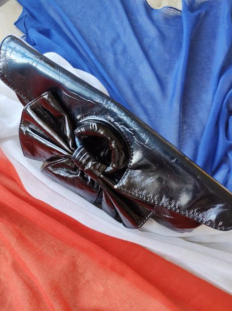 Listová kabelka - lakovaná, 