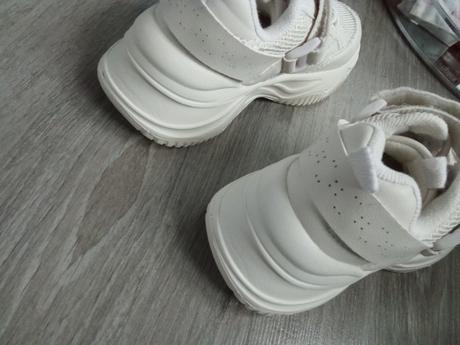 Tenisky s diamantmi, zara,28