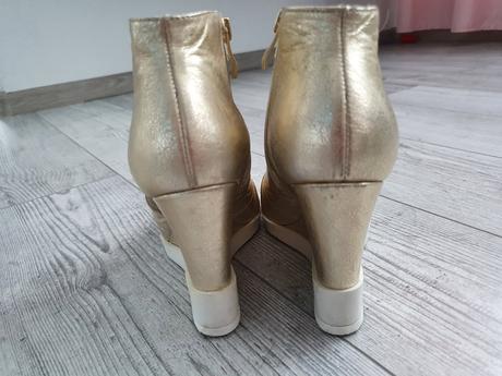 Tenisky na platforme, 38