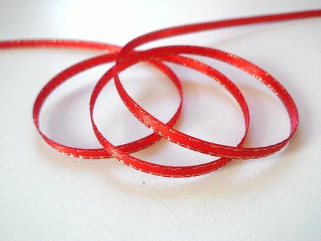 Stuha lurexová 3 mm červená, 