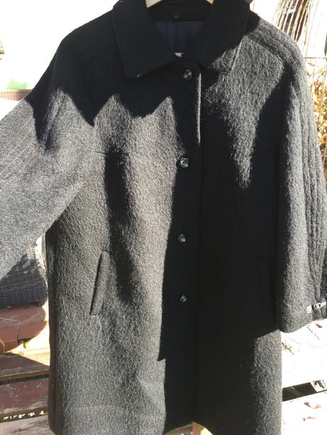 Čierny vlneny kabat, c&a