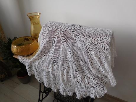 Dečku háčkovanú,okrúhlu-o rozmere-priemer 116 cm, 