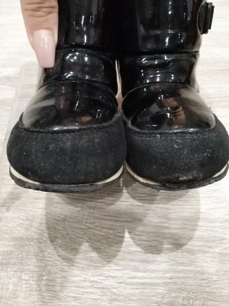 Kotnikove cizmicky, nike,24