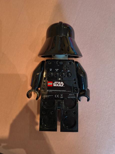 Hodiny s budíkom star wars, 