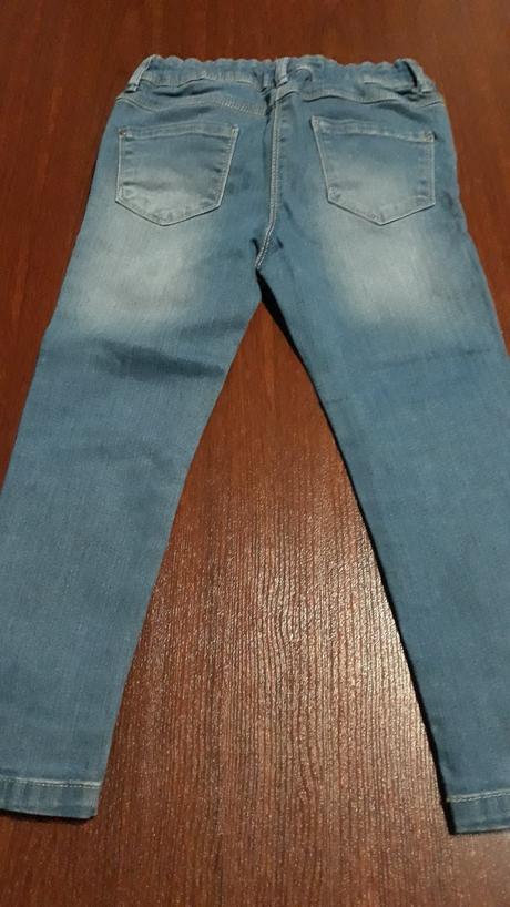 Dievčenské rifle, 122