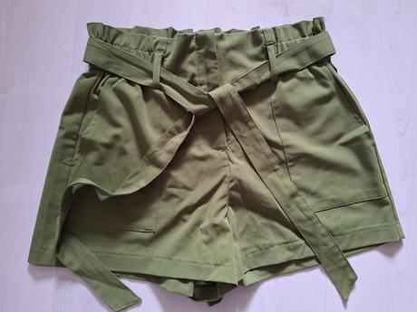 Elegantné šortky, reserved,36
