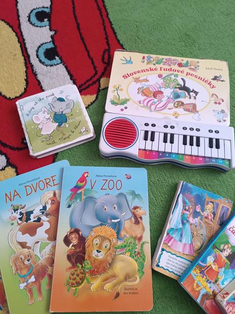 Knižky o zvieratkách pre najmenších, 