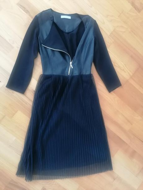 Rinascimento šaty s, s