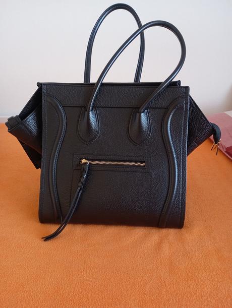 Kožená kabelka priestranná, 