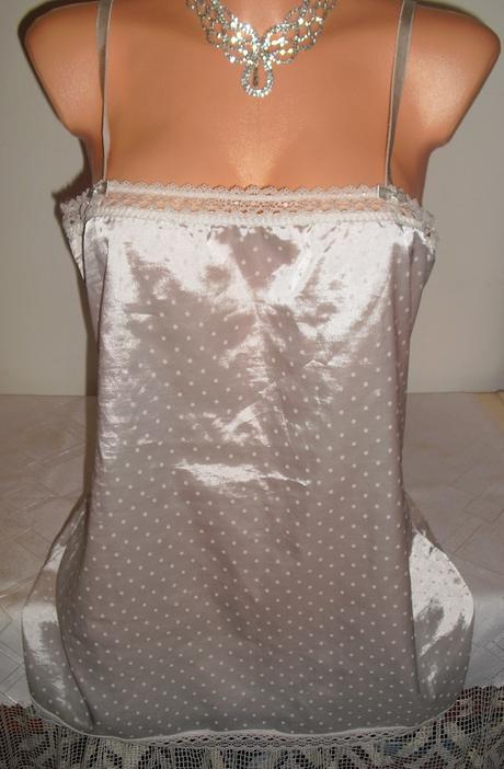 Satenova kosielka s maslickami, l