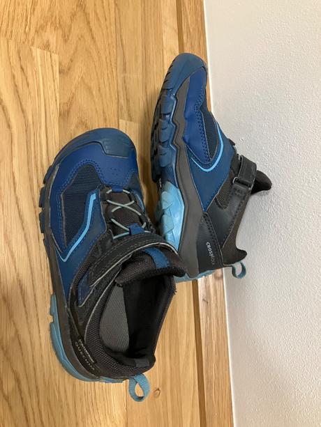 Nepremokave turisticke topanky, quechua,31