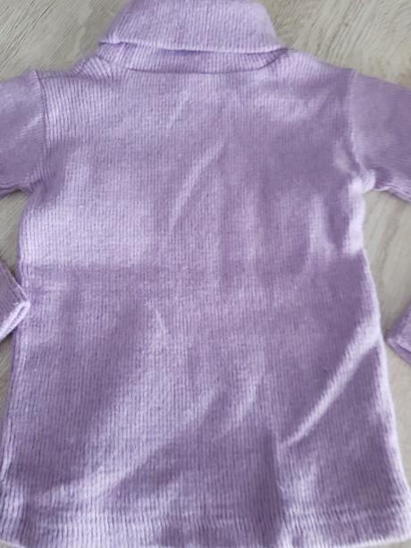 Fialový roláčik, 80