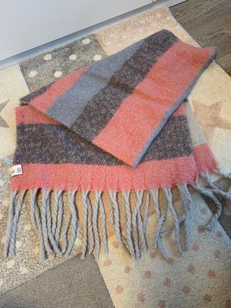 Damsky teply velky šál nový, 