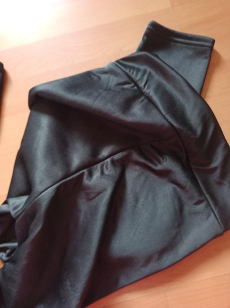 Zateplené huňaté čierne legíny, s