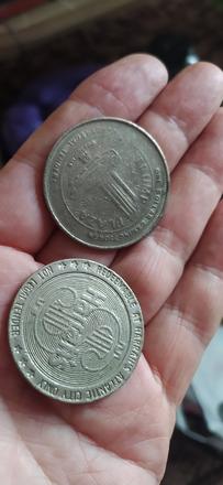 2x žeton s trampoveho kasína,