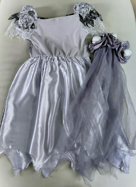 122/128 kostym upírová nevesta+závoj,7-8 r.,