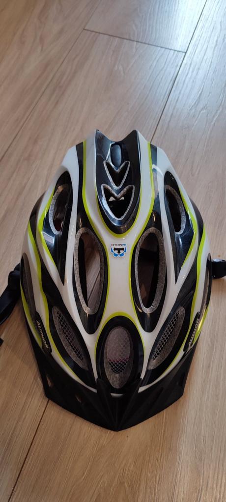 Prilba cyklisticka, m