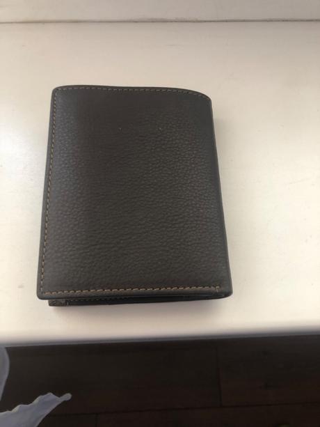 Lanleder peňaženka-poštovné v cene,