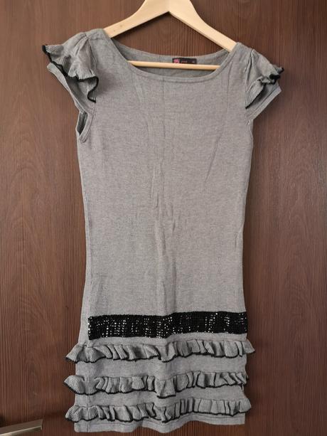 Upletove saty sivé, ovs,m