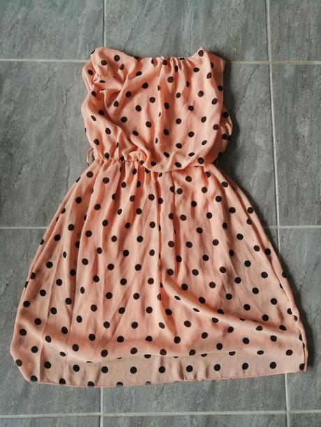 Lososovooranžové bodkované šaty v152-156,12-13r., 152