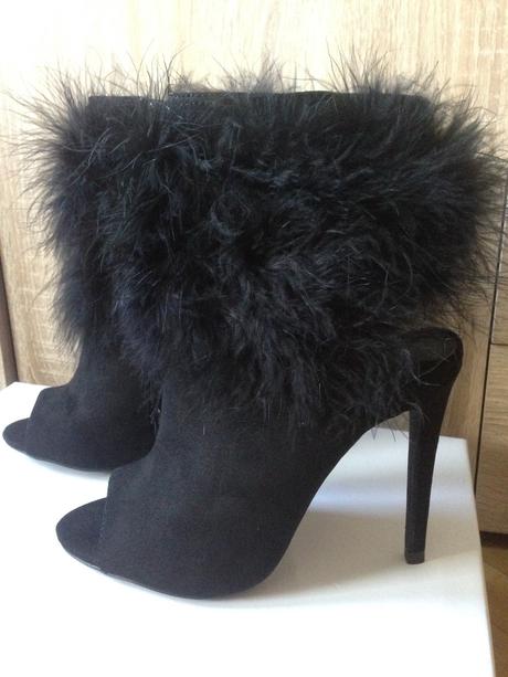 Kotnikove cizmicky s kozusinkou, 38