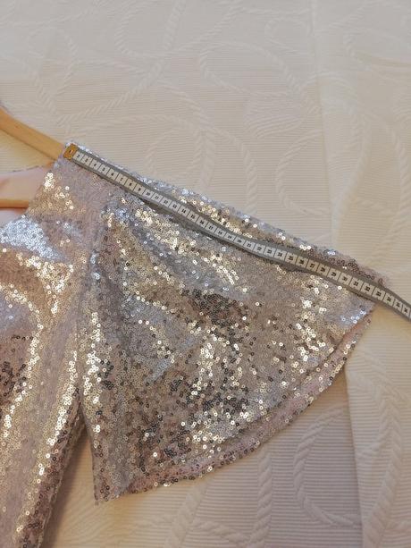 Spoločenské šaty, s