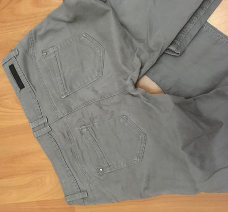 Super nohavice, c&a,36