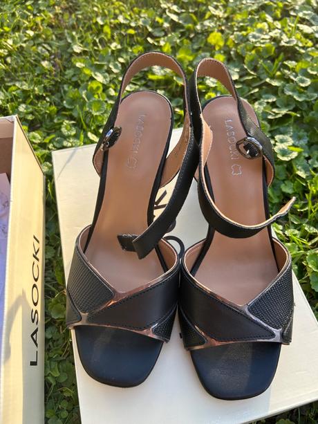 Celokožené sandále (pc 46,99), lasocki,38