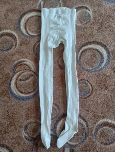 Kvietkované pančuchy, 116