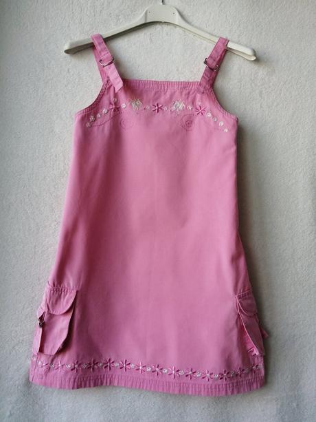 Pekné šaty, c&a,128