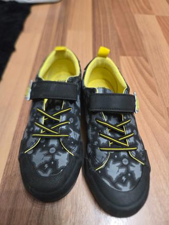 Tenisky, reserved,33