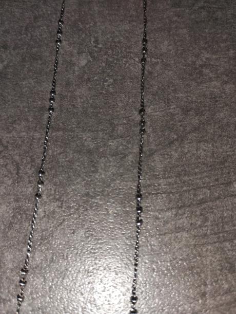 Strieborná retiazka,